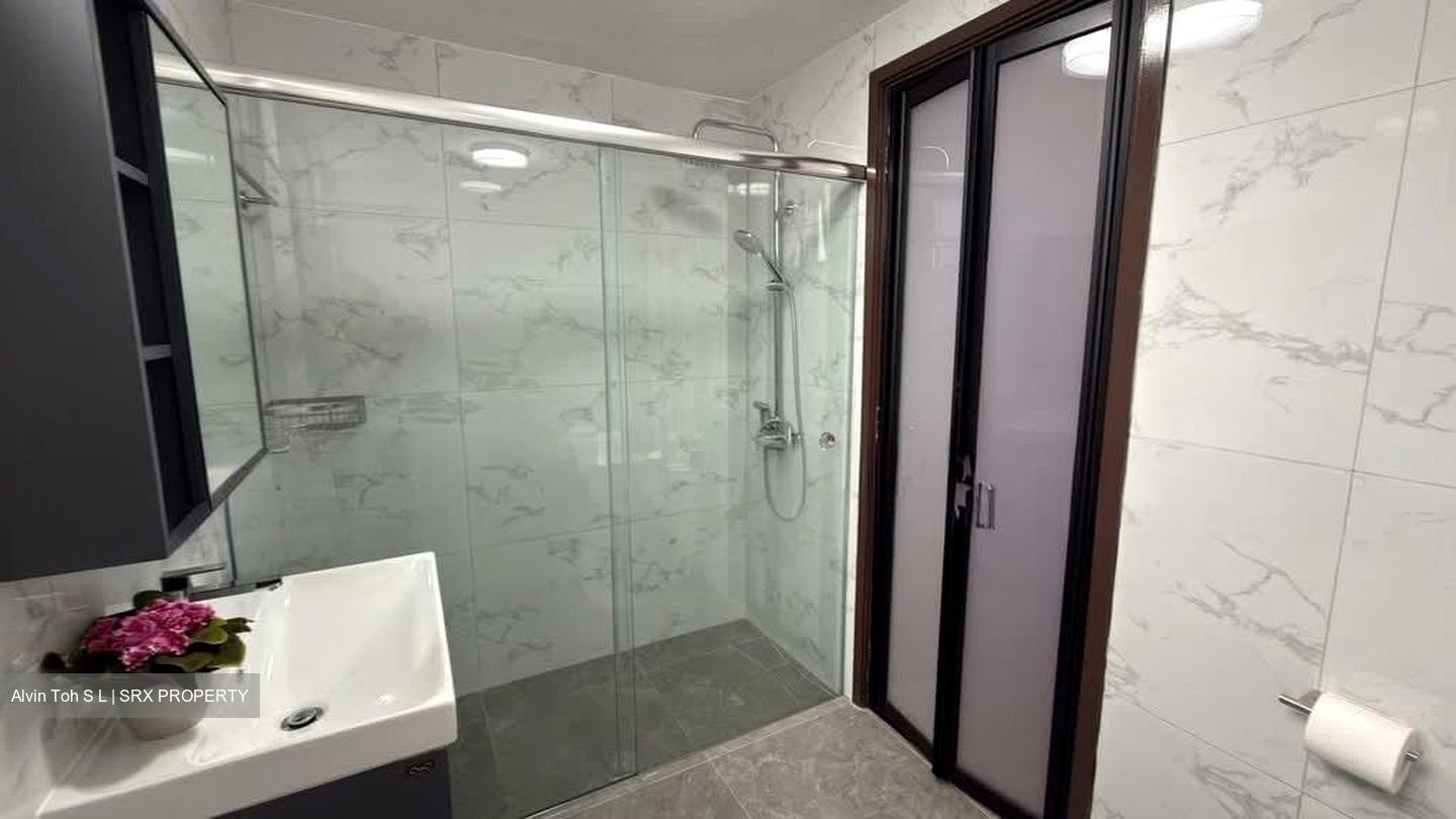 Regent Heights (D23), Condominium #586222121